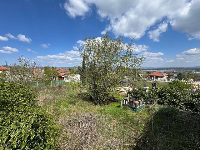 Eladó telek, Budakalászon 77.9 M Ft / költözzbe.hu