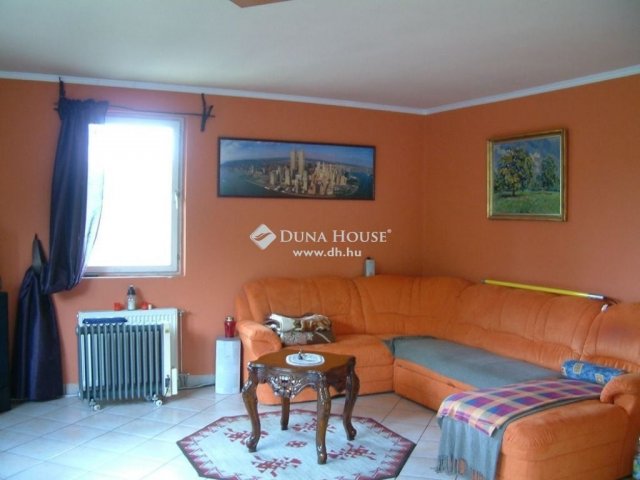 Eladó családi ház, Érden 198 M Ft, 4 szobás