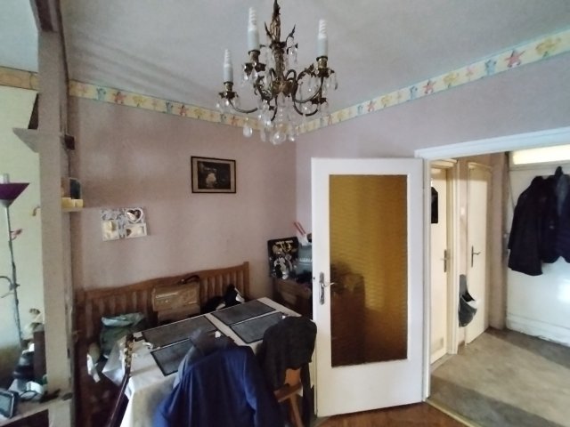 Eladó téglalakás, Szolnokon 32 M Ft, 2 szobás