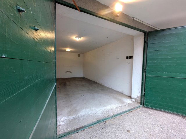 Eladó garázs, Debrecenben 11.9 M Ft / költözzbe.hu