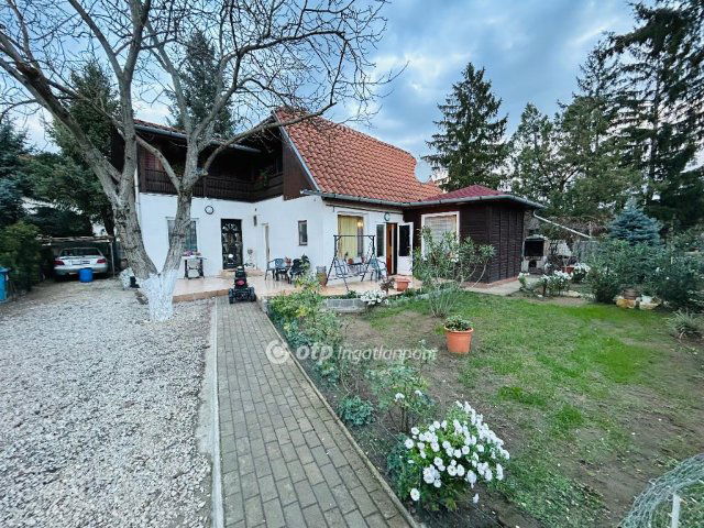 Eladó családi ház, Bocskaikerten 85 M Ft, 3+3 szobás