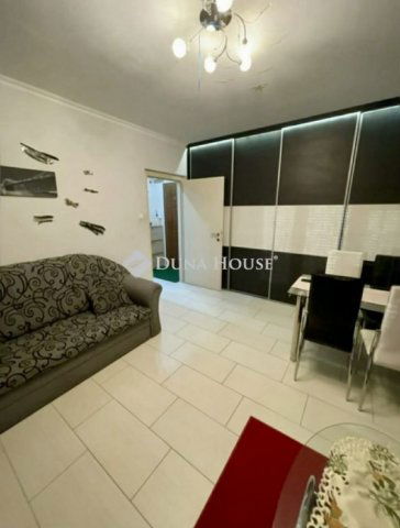 Kiadó panellakás, albérlet, Debrecenben 175 E Ft / hó, 2 szobás