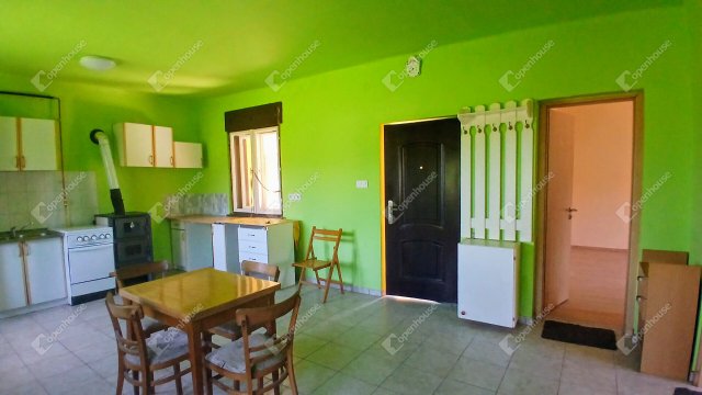 Eladó családi ház, Alsónemesapátiban 27.9 M Ft, 3 szobás