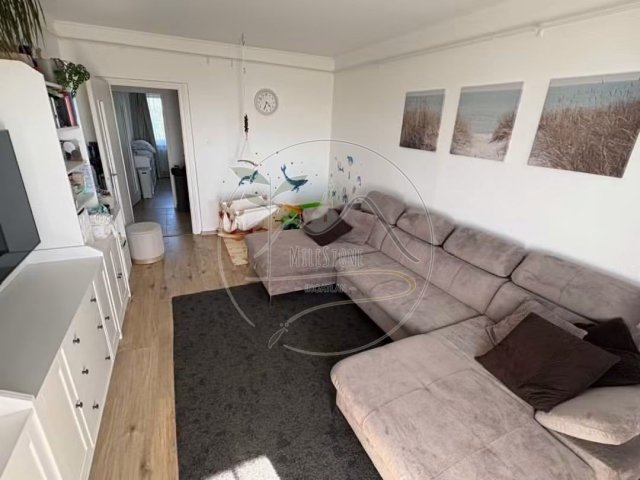 Eladó panellakás, Gyulán 39.5 M Ft, 2 szobás