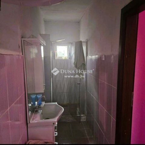 Eladó családi ház, Farmoson 38.9 M Ft, 4 szobás