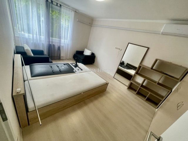 Kiadó téglalakás, albérlet, Kecskeméten 160 E Ft / hó