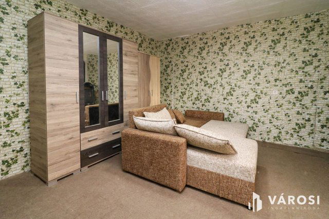 Eladó családi ház, Abonyban 61.8 M Ft, 3 szobás