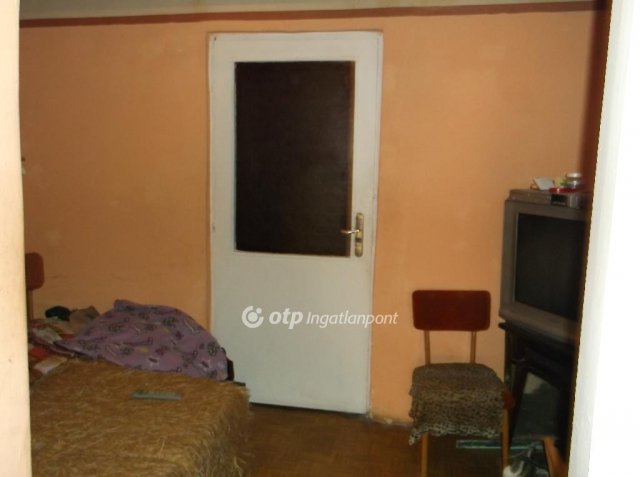Eladó családi ház, Atkáron 12.9 M Ft, 1+1 szobás