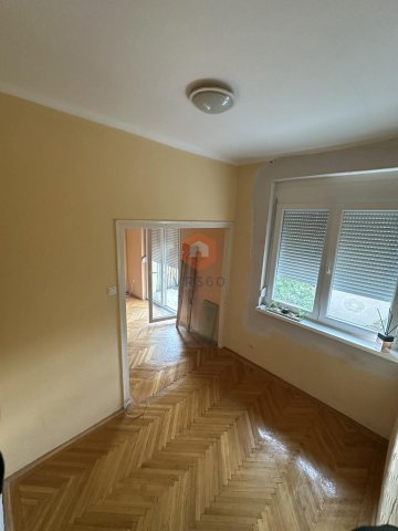 Eladó téglalakás, Pécsett, Bánki Donát úton 47.5 M Ft