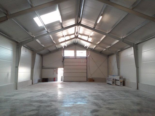 Eladó ipari ingatlan, Nyíregyházán 500 M Ft