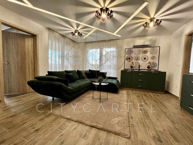 Eladó téglalakás, Zamárdiban 177.75 M Ft, 3 szobás