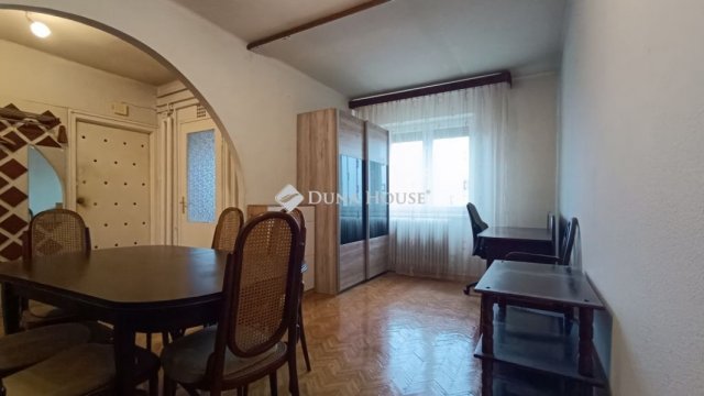 Eladó téglalakás, Kecskeméten 79.99 M Ft, 2 szobás