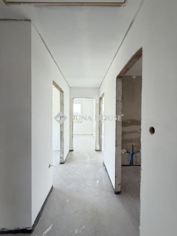 Eladó ikerház, Szigetszentmártonban 88.9 M Ft, 5 szobás