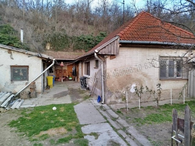 Eladó családi ház, Ostoroson 12.9 M Ft, 2 szobás