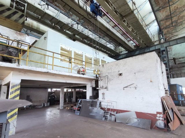 Eladó ipari ingatlan, Nyergesújfaluban 750 M Ft