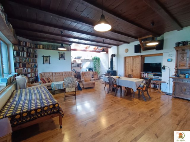 Eladó családi ház, Szentendrén 169 M Ft, 4 szobás