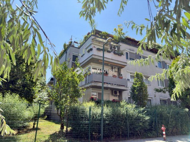 Eladó téglalakás, Budapesten, XIV. kerületben, Vezér utcában