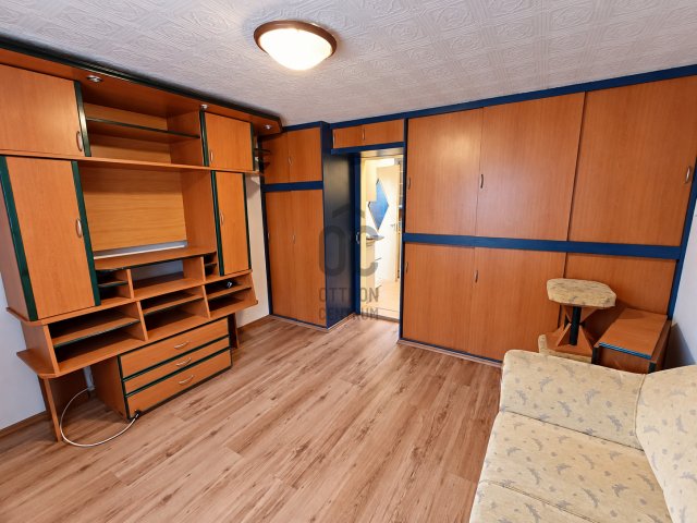 Eladó családi ház, Debrecenben 25.5 M Ft, 1 szobás