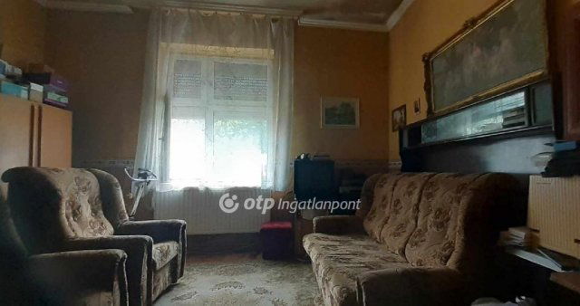 Eladó családi ház, Celldömölkön 32.99 M Ft, 3+2 szobás