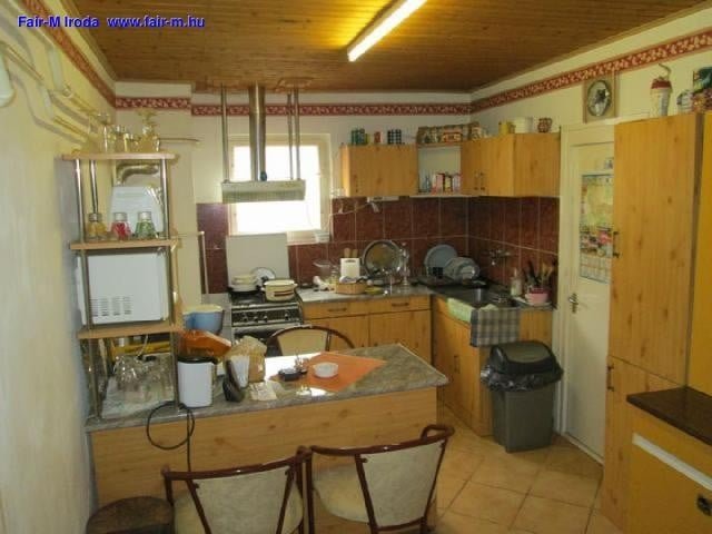 Eladó családi ház, Hódmezővásárhelyen 14.8 M Ft, 4 szobás