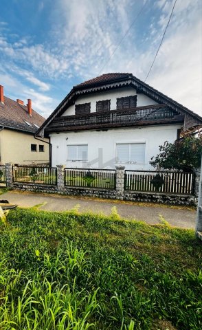 Eladó családi ház, Bolhóban 29.9 M Ft, 5 szobás