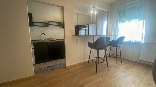 Kiadó panellakás, albérlet, Debrecenben 260 E Ft / hó, 2 szobás