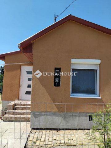 Eladó családi ház, Kecskeméten 29 M Ft, 1 szobás