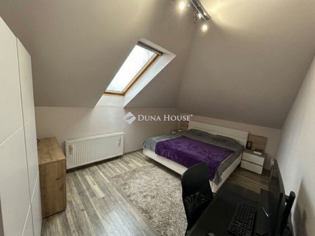 Eladó téglalakás, Debrecenben 72 M Ft, 3 szobás