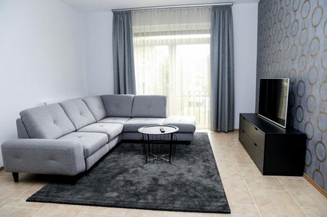 Kiadó téglalakás, albérlet, Komáromban 300 E Ft / hó, 3 szobás