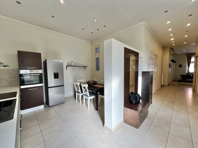 Eladó téglalakás, VI. kerületben, Székely Mihály utcában