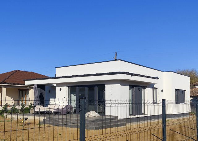 Eladó családi ház, Nyíregyházán 98.5 M Ft, 3 szobás