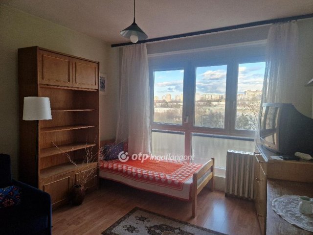 Eladó panellakás, Pécsett 47.9 M Ft, 2 szobás