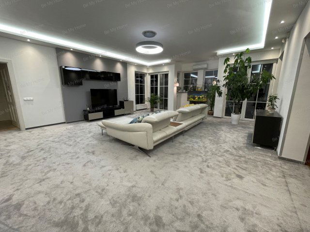 Eladó családi ház, Budapesten, III. kerületben 329.5 M Ft