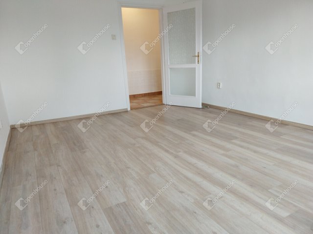 Eladó téglalakás, Körmenden 26.5 M Ft, 1 szobás