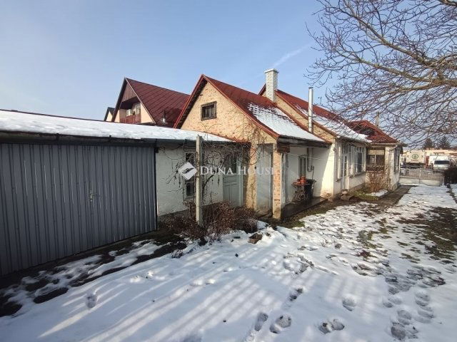 Eladó családi ház, Bodajkon 42 M Ft, 2 szobás