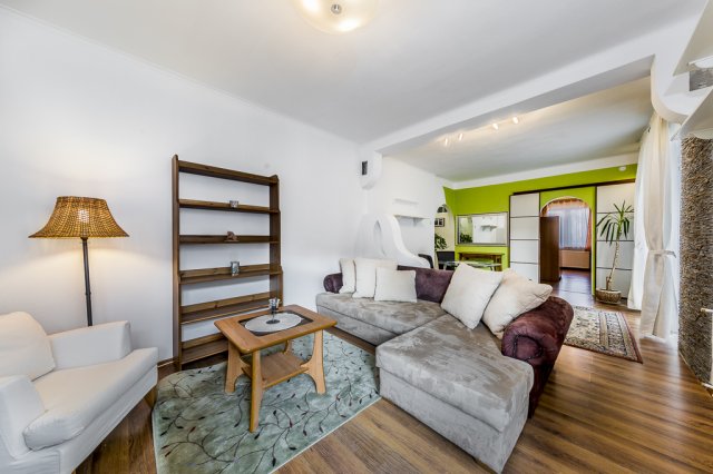 Kiadó téglalakás, albérlet, VIII. kerületben, Üllői úton