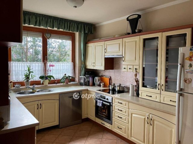 Eladó ikerház, Dunakeszin 159 M Ft, 4+1 szobás