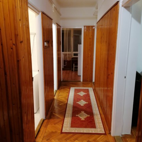 Kiadó téglalakás, albérlet, Debrecenben 270 E Ft / hó