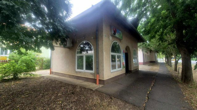 Eladó üzlethelyiség, Martfűn 22 M Ft / költözzbe.hu