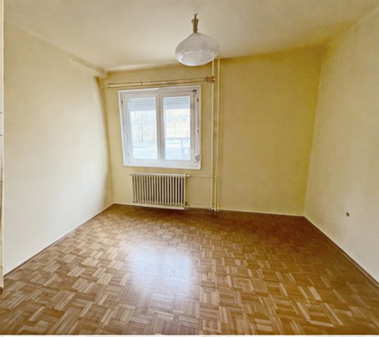 Eladó téglalakás, Debrecenben 78 M Ft, 2 szobás