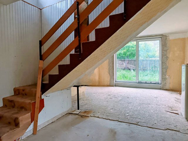 Eladó családi ház, Abasáron 33.9 M Ft, 4 szobás