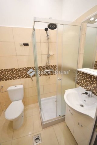 Eladó téglalakás, Budapesten, VI. kerületben 129.9 M Ft