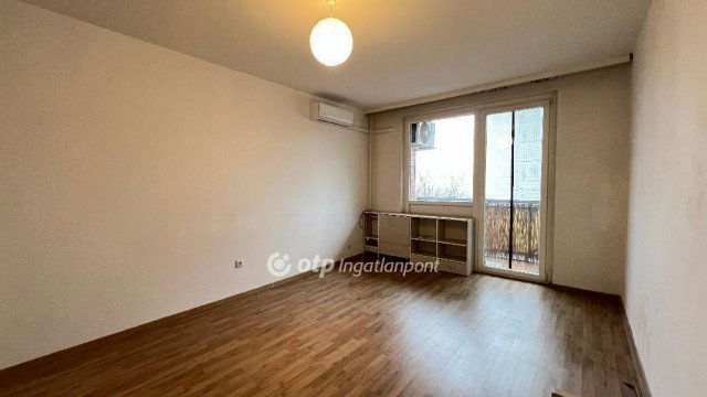 Eladó panellakás, Miskolcon 24.9 M Ft, 1+1 szobás