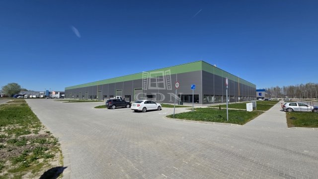 Kiadó ipari ingatlan, Székesfehérvárott 2532 E Ft / hó