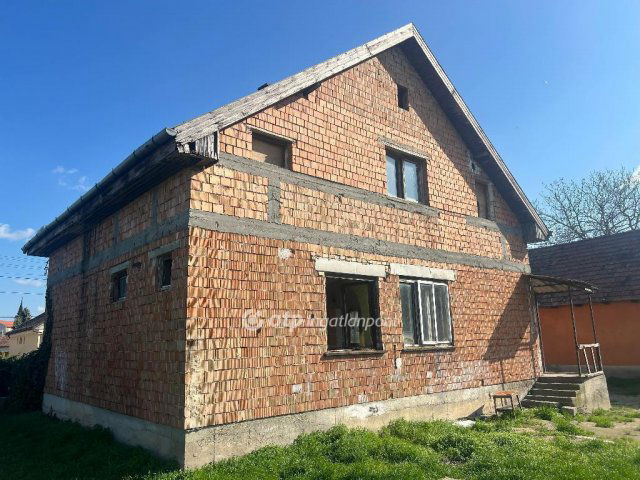 Eladó családi ház, Nagykátán 24.9 M Ft, 4 szobás