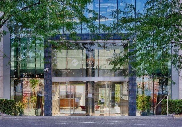 Eladó téglalakás, Budapesten, IX. kerületben 120 M Ft, 2 szobás