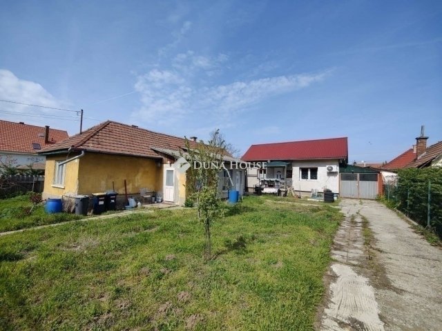 Eladó családi ház, Budapesten, XVII. kerületben 79.9 M Ft