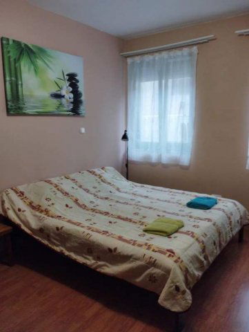 Kiadó téglalakás, albérlet, Pécsett, Könyök utcában