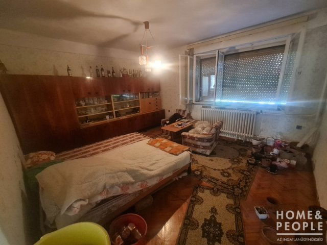 Eladó családi ház, Hódmezővásárhelyen 40 M Ft, 2 szobás