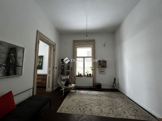 Eladó téglalakás, Budapesten, VI. kerületben, Andrássy úton